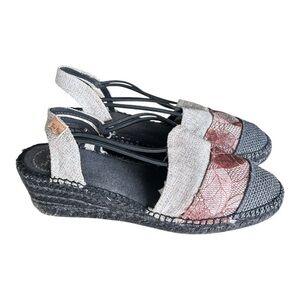 Toni Pons Elegant Women's Espadrilles - Black and Pink Size 11